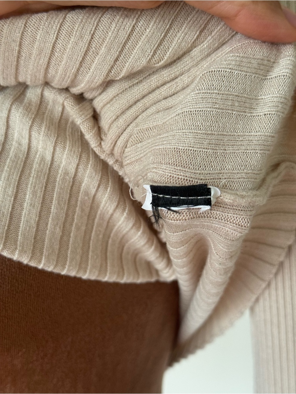 Women’s Ribbed V-Neck Polo Sweater in Beige - Picture 6 of 6